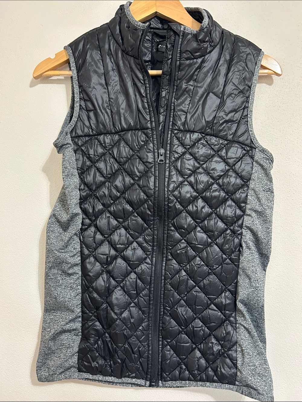 Quilted Black and Gray Sleeveless Vest with Stand Collar